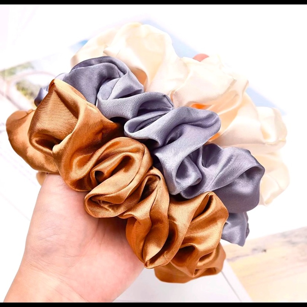 #Homemade SCRUNCHIES - Picture 2 of 2